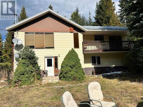 9905 6 Highway, Salmo, BC - Outdoor