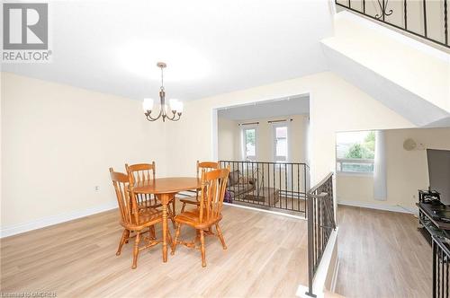 1250 Limeridge Road E Unit# 14, Hamilton, ON - Indoor Photo Showing Dining Room