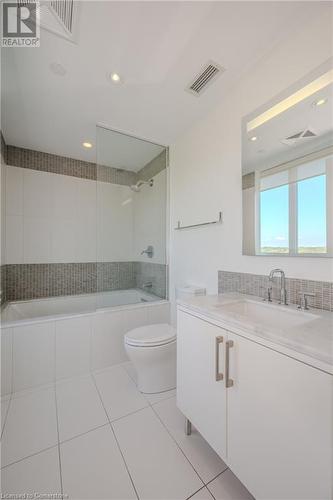 3500 Lakeshore Road W Unit# 808, Oakville, ON - Indoor Photo Showing Bathroom