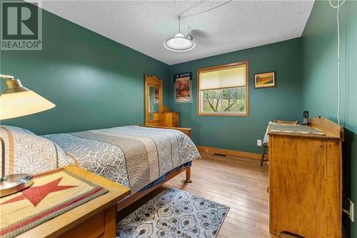 164 Eldorado Crescent, Pembroke, ON - Indoor Photo Showing Bedroom