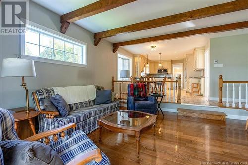 1 Heather Terrace, Fredericton, NB - Indoor Photo Showing Living Room