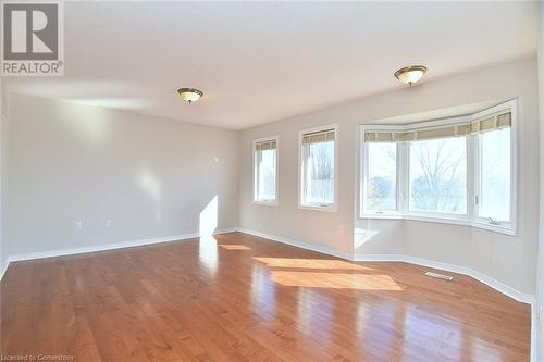 4358 Latimer Crescent, Burlington, ON - Indoor Photo Showing Other Room