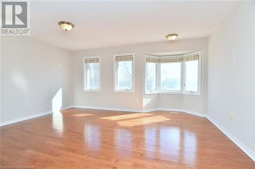 4358 Latimer Crescent, Burlington, ON - Indoor Photo Showing Other Room