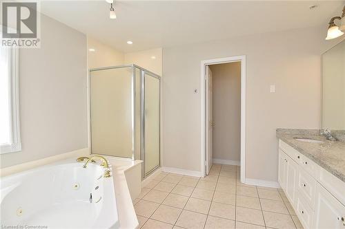 4358 Latimer Crescent, Burlington, ON - Indoor Photo Showing Bathroom