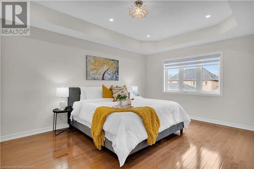 3079 Neyagawa Boulevard, Oakville, ON - Indoor Photo Showing Bedroom