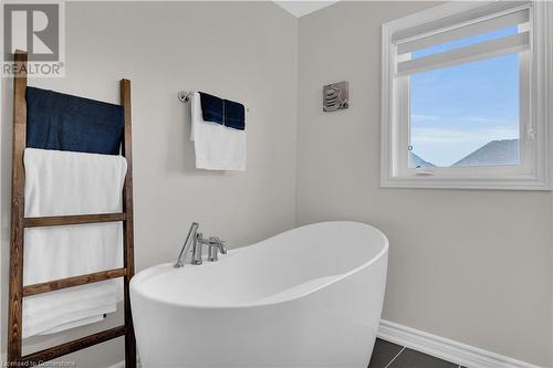 3079 Neyagawa Boulevard, Oakville, ON - Indoor Photo Showing Bathroom