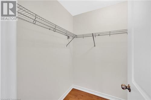 3079 Neyagawa Boulevard, Oakville, ON - Indoor With Storage