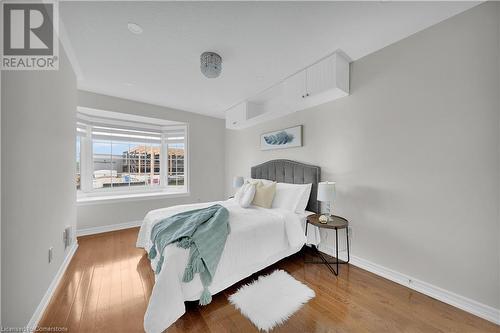 3079 Neyagawa Boulevard, Oakville, ON - Indoor Photo Showing Bedroom