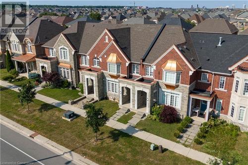 3079 Neyagawa Boulevard, Oakville, ON - Outdoor With Facade