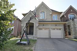 3974 WORTHVIEW Place  Mississauga, ON L5N 6S7