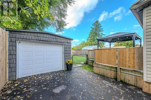 223 Lancaster Street W, Kitchener, ON - Outdoor With Exterior