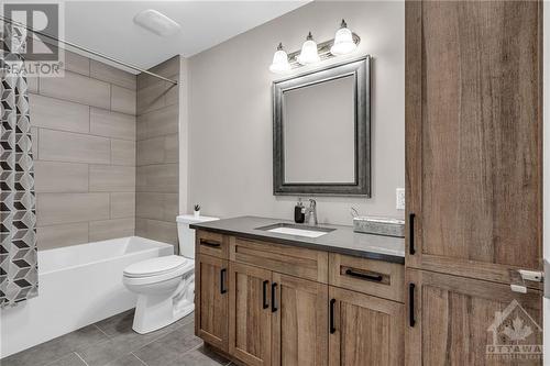 31 Bourque Street Unit#C, Limoges, ON - Indoor Photo Showing Bathroom