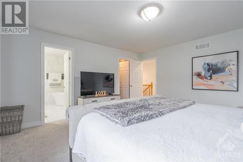 Primary bedroom - 658 Paul Metivier Drive, Ottawa, ON - Indoor Photo Showing Bedroom