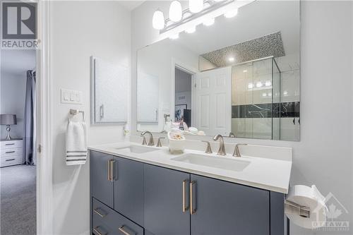 Ensuite - 658 Paul Metivier Drive, Ottawa, ON - Indoor Photo Showing Bathroom