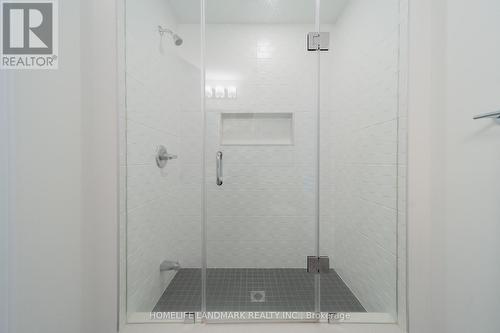 54 Guardhouse Crescent, Markham, ON - Indoor Photo Showing Bathroom