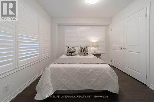 54 Guardhouse Crescent, Markham, ON - Indoor Photo Showing Bedroom