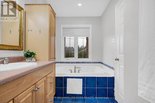 22 Southwell Place, Brampton, ON - Indoor Photo Showing Bathroom