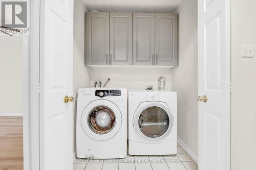 22 Southwell Place, Brampton, ON - Indoor Photo Showing Laundry Room