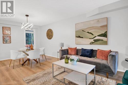 22 Southwell Place, Brampton, ON - Indoor Photo Showing Living Room