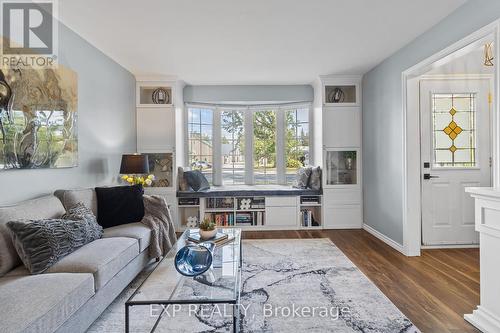 108 Windsor Drive, Brockville, ON - Indoor Photo Showing Living Room