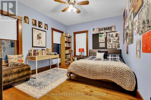 7817 Side Rd 10 Road, Centre Wellington, ON - Indoor Photo Showing Bedroom