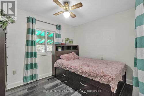 153 Highbury Avenue, London, ON - Indoor Photo Showing Bedroom