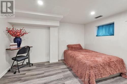 153 Highbury Avenue, London, ON - Indoor Photo Showing Bedroom