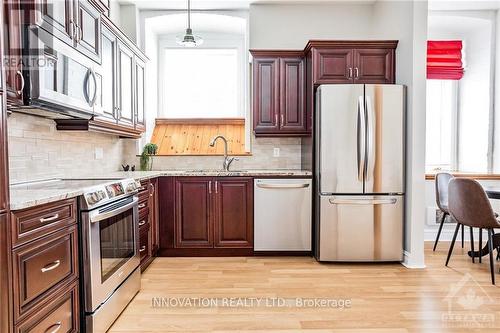 201 - 1 Rosamond Street E, Mississippi Mills, ON - Indoor Photo Showing Kitchen