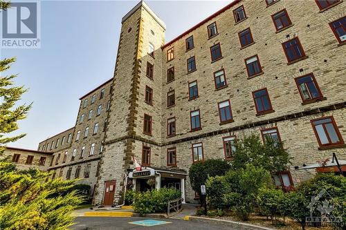 1 Rosamond Street E Unit#201, Almonte, ON - Outdoor With Facade