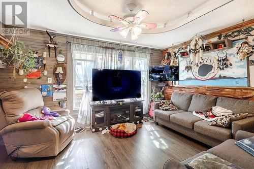 24 Breton Rd, Sault Ste Marie, ON - Indoor Photo Showing Living Room