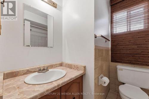 22 Lady Bower Crescent, Toronto, ON - Indoor Photo Showing Bathroom