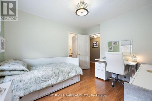 40 Lady Fern Drive, Markham, ON - Indoor Photo Showing Bedroom