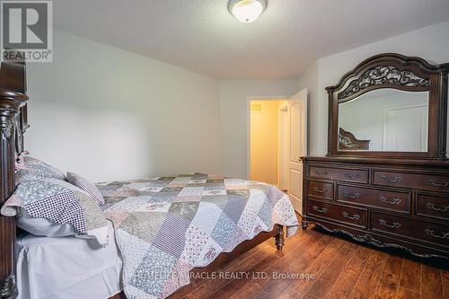 4 Princefield Place, Brampton, ON - Indoor Photo Showing Bedroom