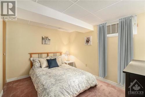 7 Edgebrook Road, Ottawa, ON - Indoor Photo Showing Bedroom