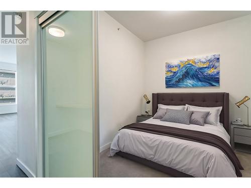 1770 Richter Street Unit# Ph23, Kelowna, BC - Indoor Photo Showing Bedroom