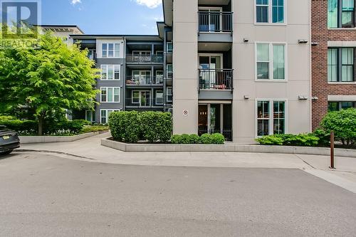 1770 Richter Street Unit# Ph23, Kelowna, BC - Outdoor With Facade