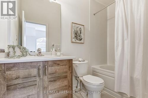 8 Thelma Drive, Whitby, ON - Indoor Photo Showing Bathroom