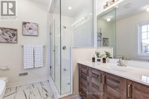 8 Thelma Drive, Whitby, ON - Indoor Photo Showing Bathroom