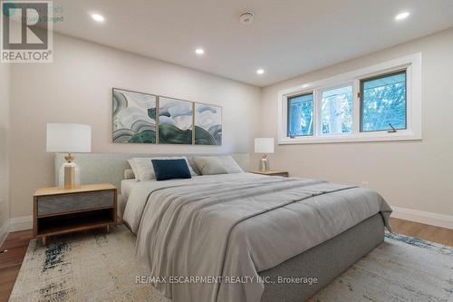 1 - 176 Mohawk Road W, Hamilton, ON - Indoor Photo Showing Bedroom