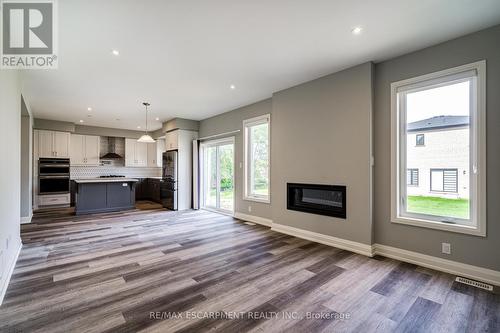 219 Klein Circle, Hamilton, ON - Indoor Photo Showing Living Room With Fireplace