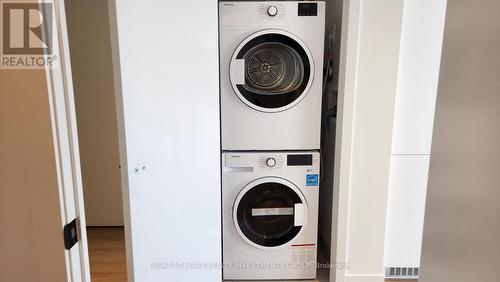 Lph02 - 319 Jarvis Street, Toronto, ON - Indoor Photo Showing Laundry Room