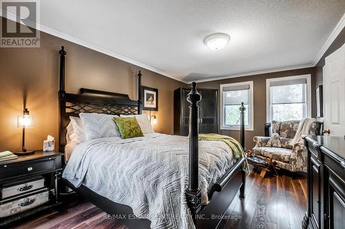 487 Eaglewood Drive, Hamilton, ON - Indoor Photo Showing Bedroom