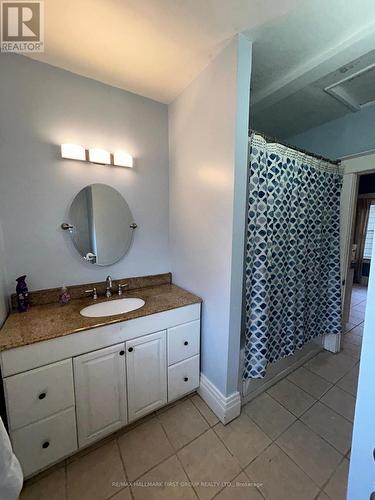 6 Linden Street, St. Catharines, ON - Indoor Photo Showing Bathroom