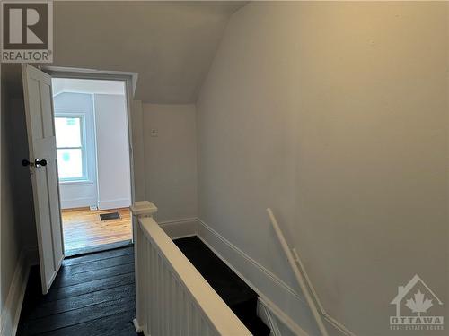 254-256 Thomas Street, Carleton Place, ON - Indoor Photo Showing Other Room