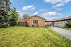 263 CASTLE DRIVE  London, ON N5V 1P3