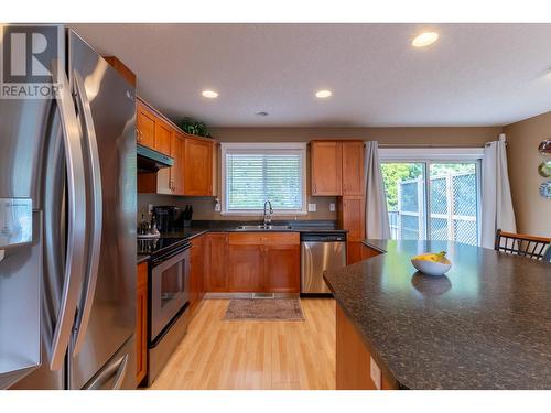 4686 Gray Drive, Prince George, BC - Indoor Photo Showing Kitchen