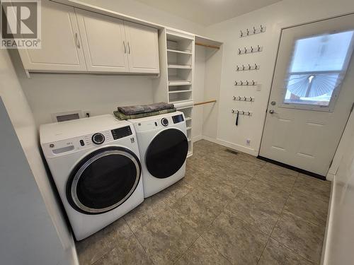 3324 Kenney Street, Terrace, BC - Indoor Photo Showing Laundry Room