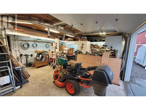 3324 Kenney Street, Terrace, BC - Indoor Photo Showing Garage