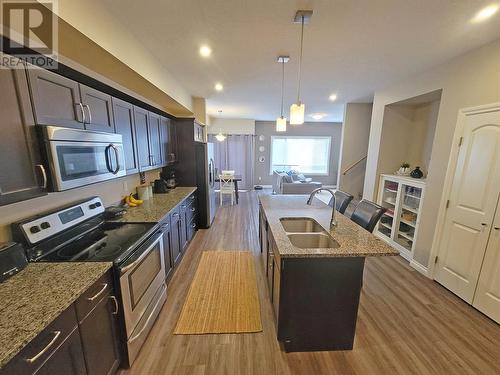 8708 82 Street, Fort St. John, BC - Indoor Photo Showing Kitchen With Double Sink With Upgraded Kitchen