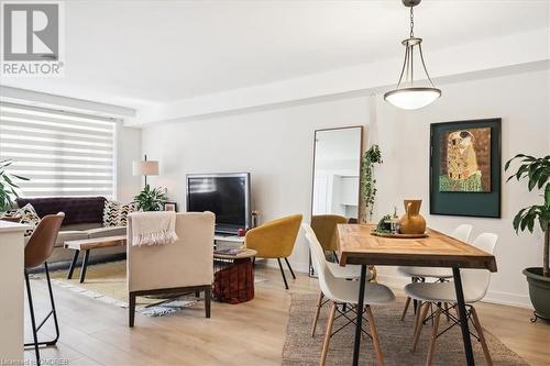 3058 Sixth Line Unit# 103, Oakville, ON - Indoor Photo Showing Dining Room